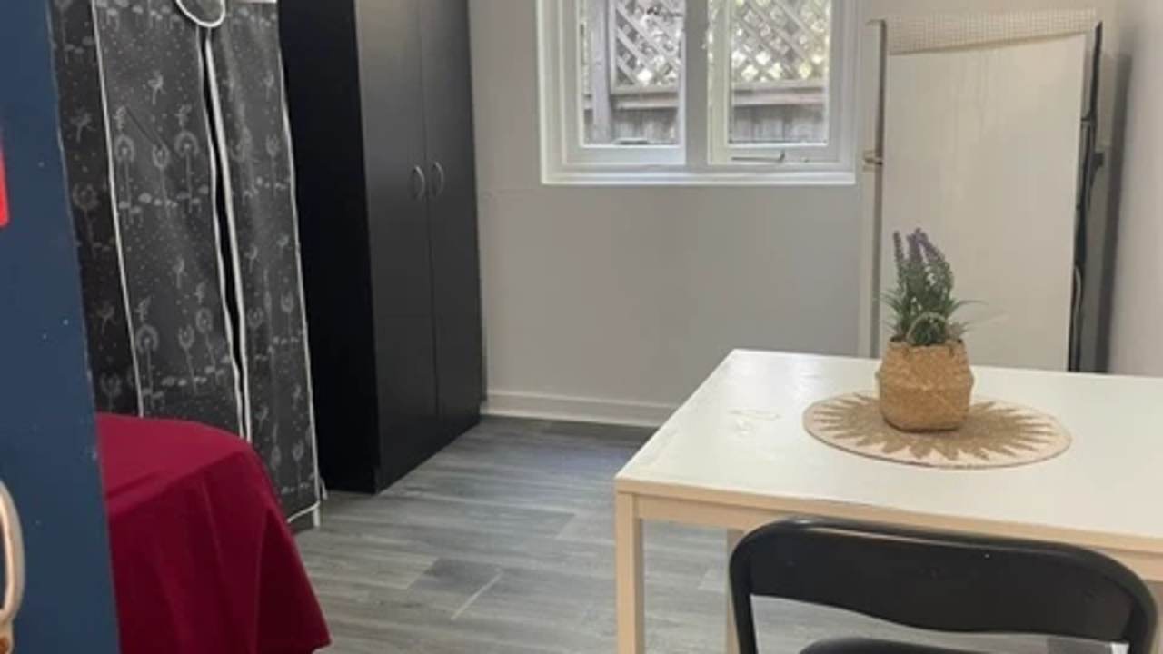 Furnished room in a share house