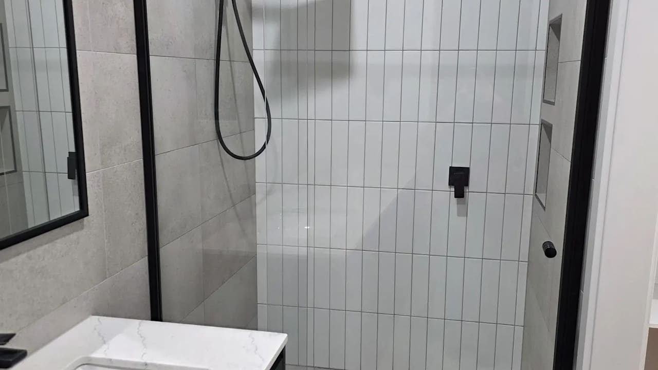 Room with ensuite in a share house