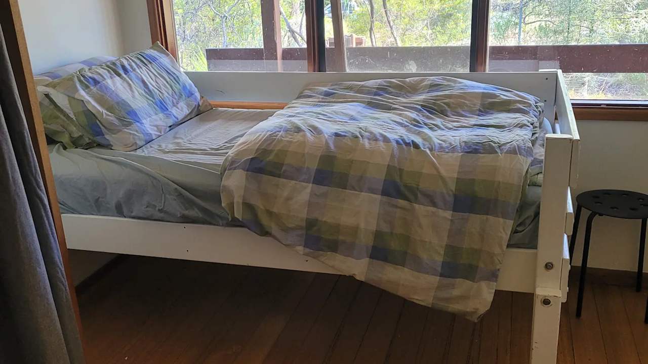 Room in a share house