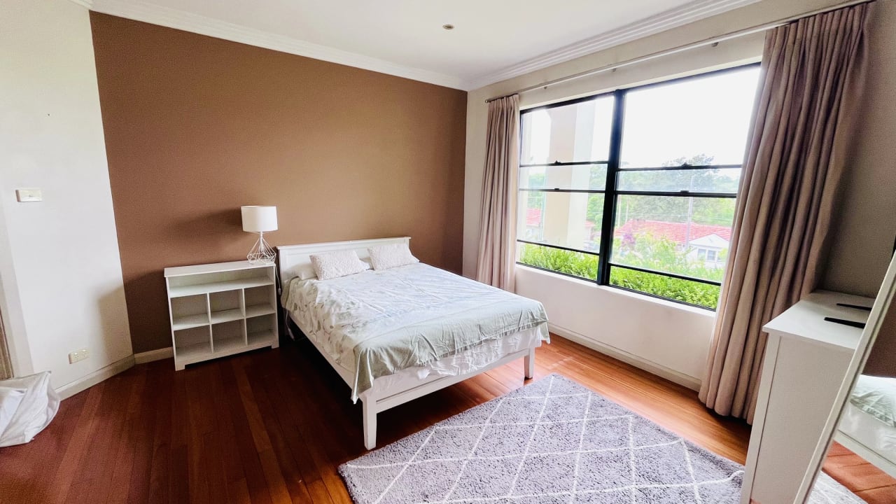 Room with ensuite in a share house