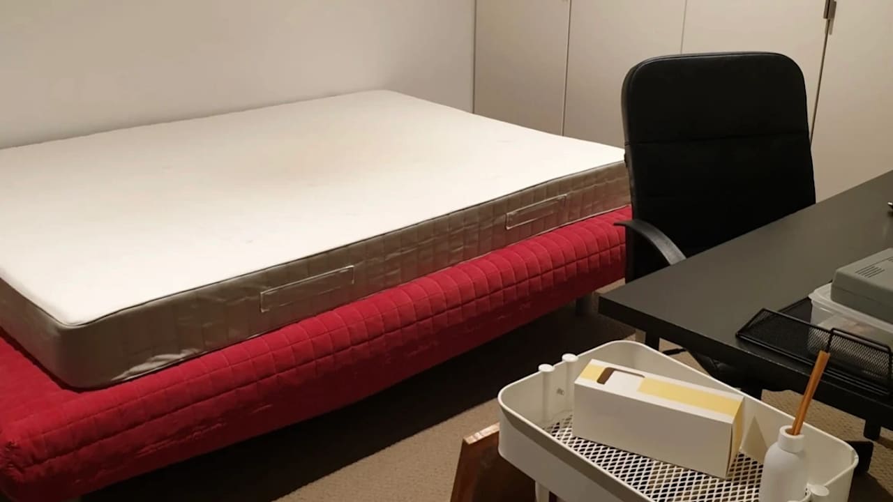 Furnished room with own bathroom