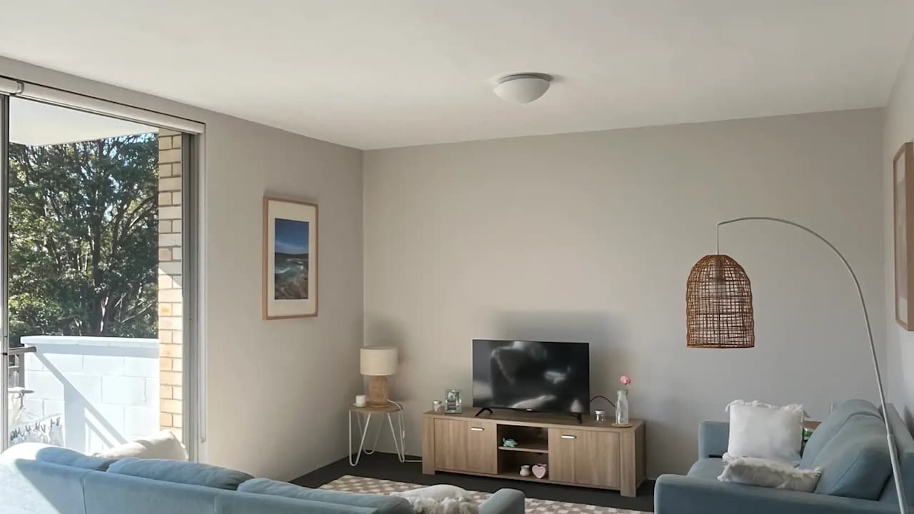 Furnished room in a flatshare