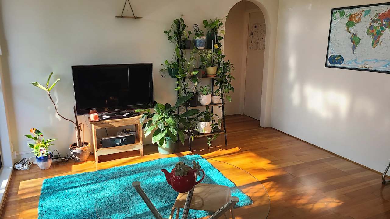 Unfurnished room in a flatshare