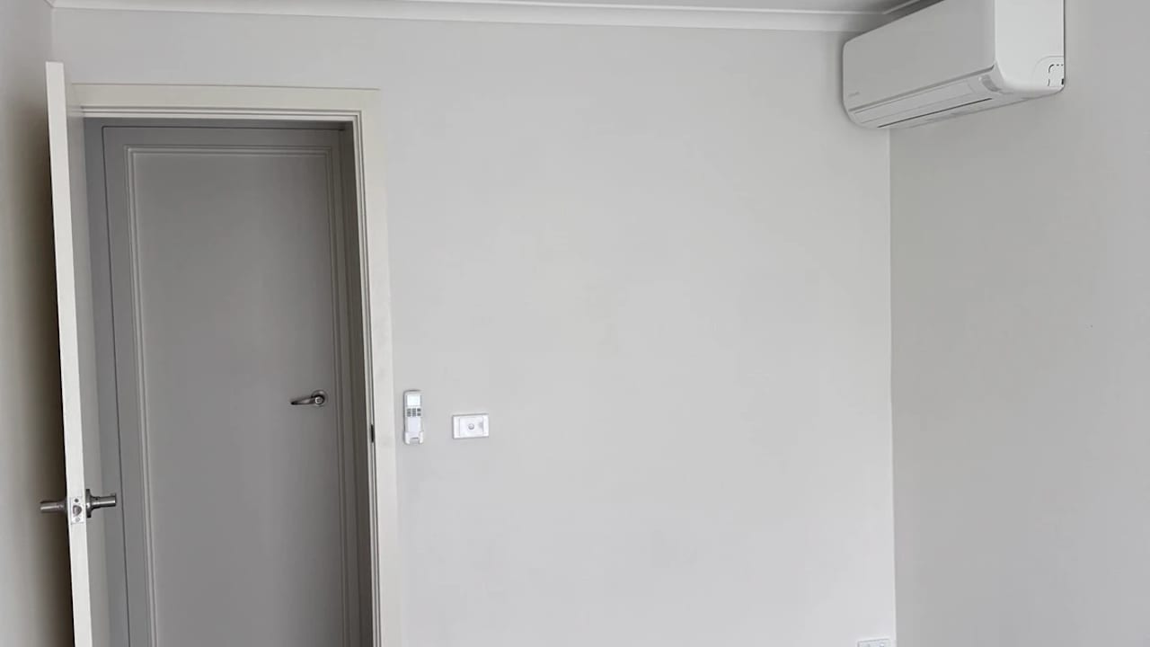 Unfurnished room with own bathroom