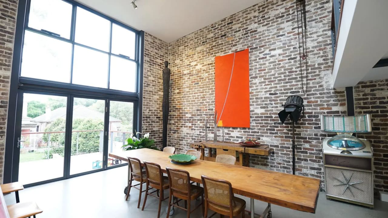 Room in a share house