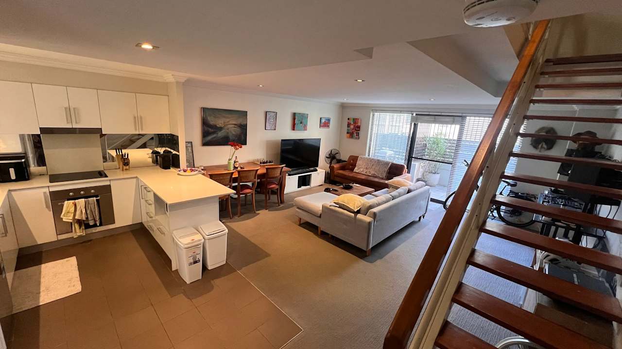 Unfurnished room in a flatshare