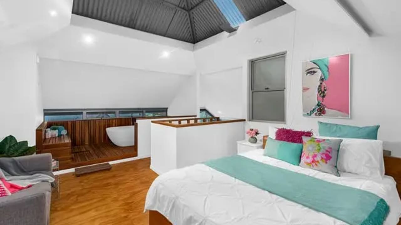 Unfurnished room in a share house