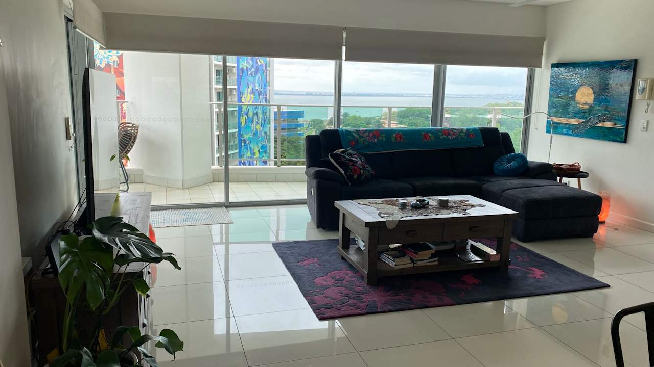 Furnished room in a flatshare