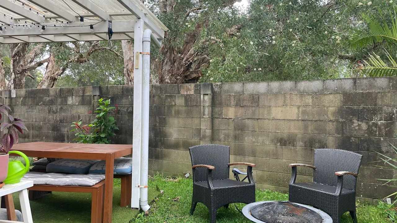 Whole property with 2 rooms for rent