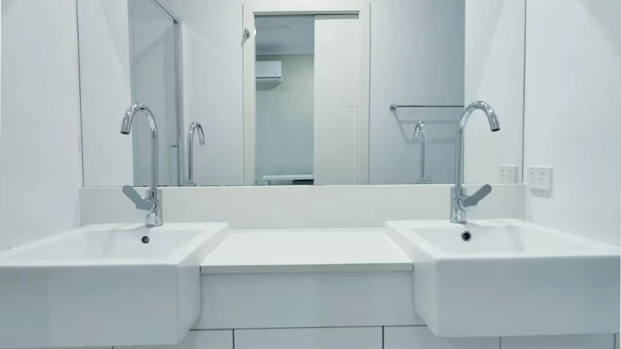 Furnished room studio flat for rent