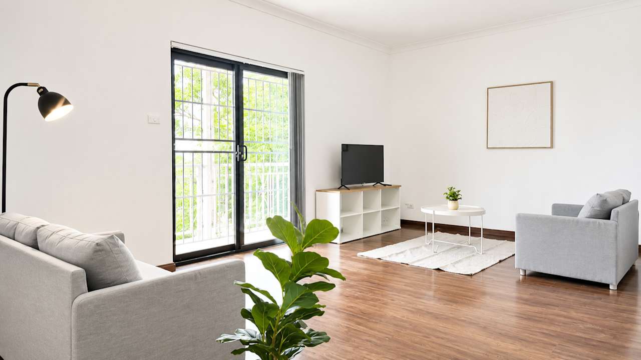 Furnished room in a share house