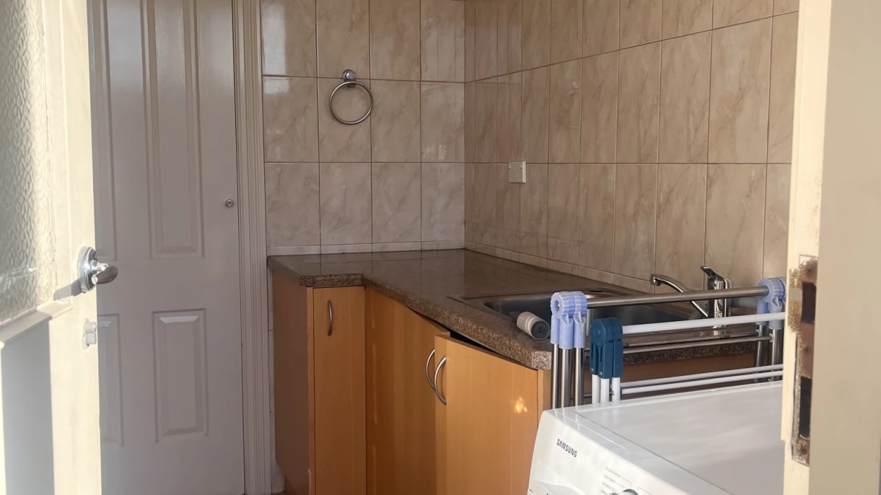 Room with ensuite in a share house