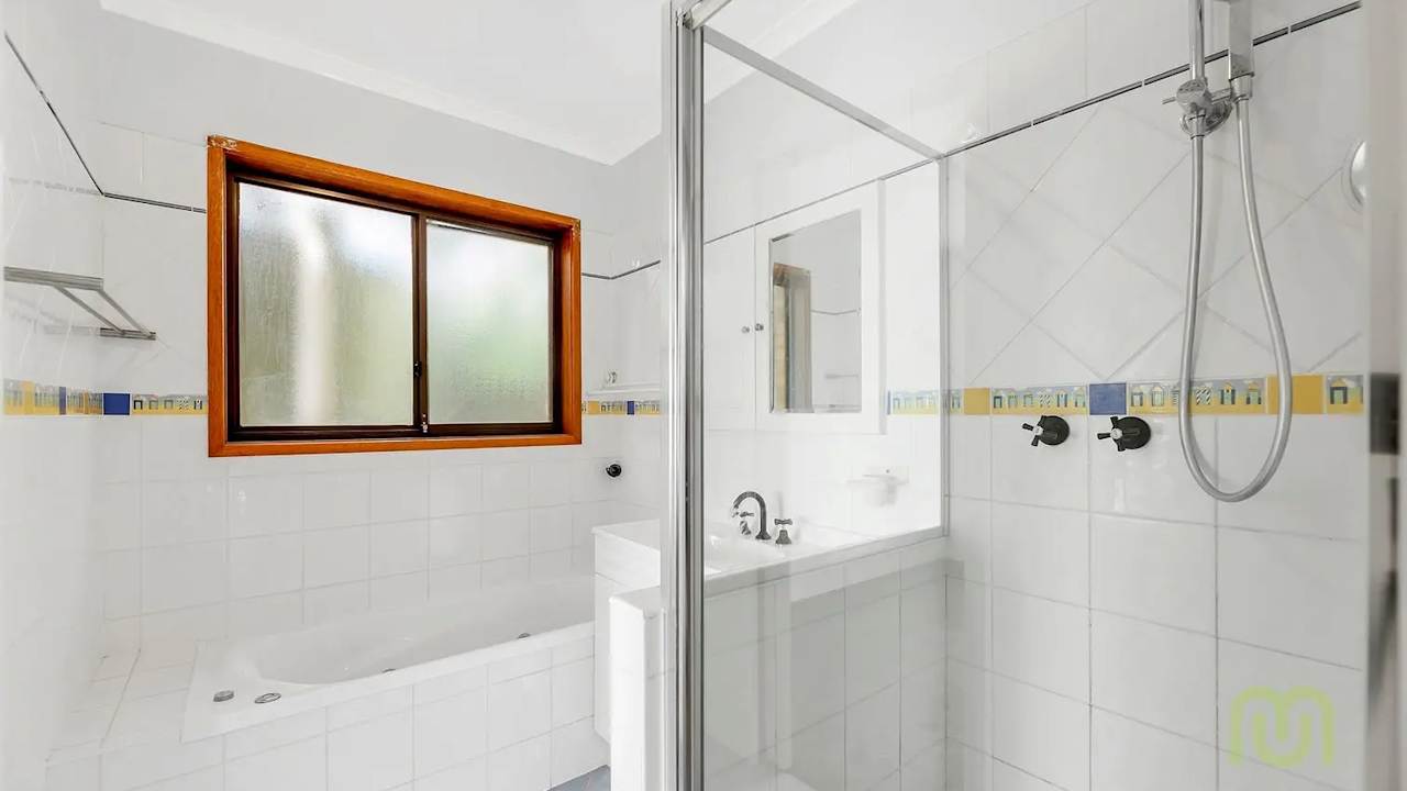 Unfurnished room in a share house
