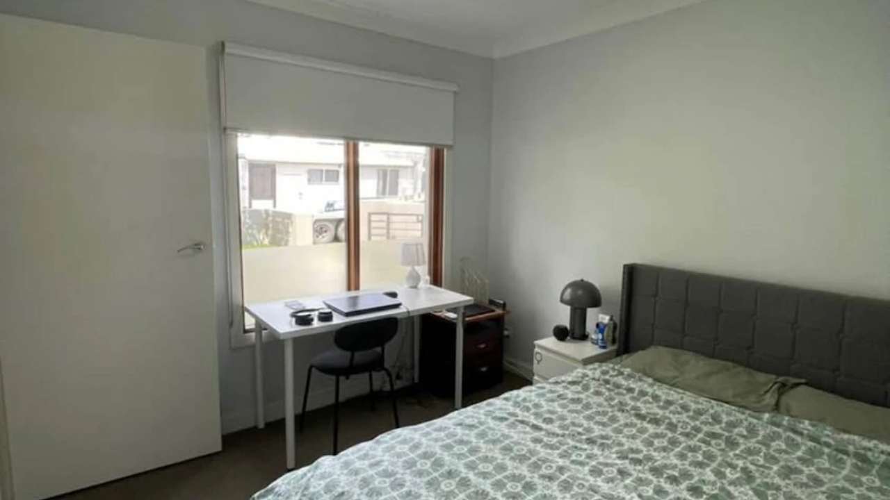 Furnished room with own bathroom