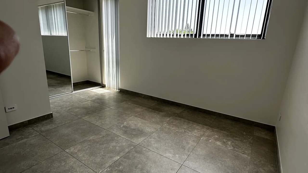 Unfurnished room with own bathroom