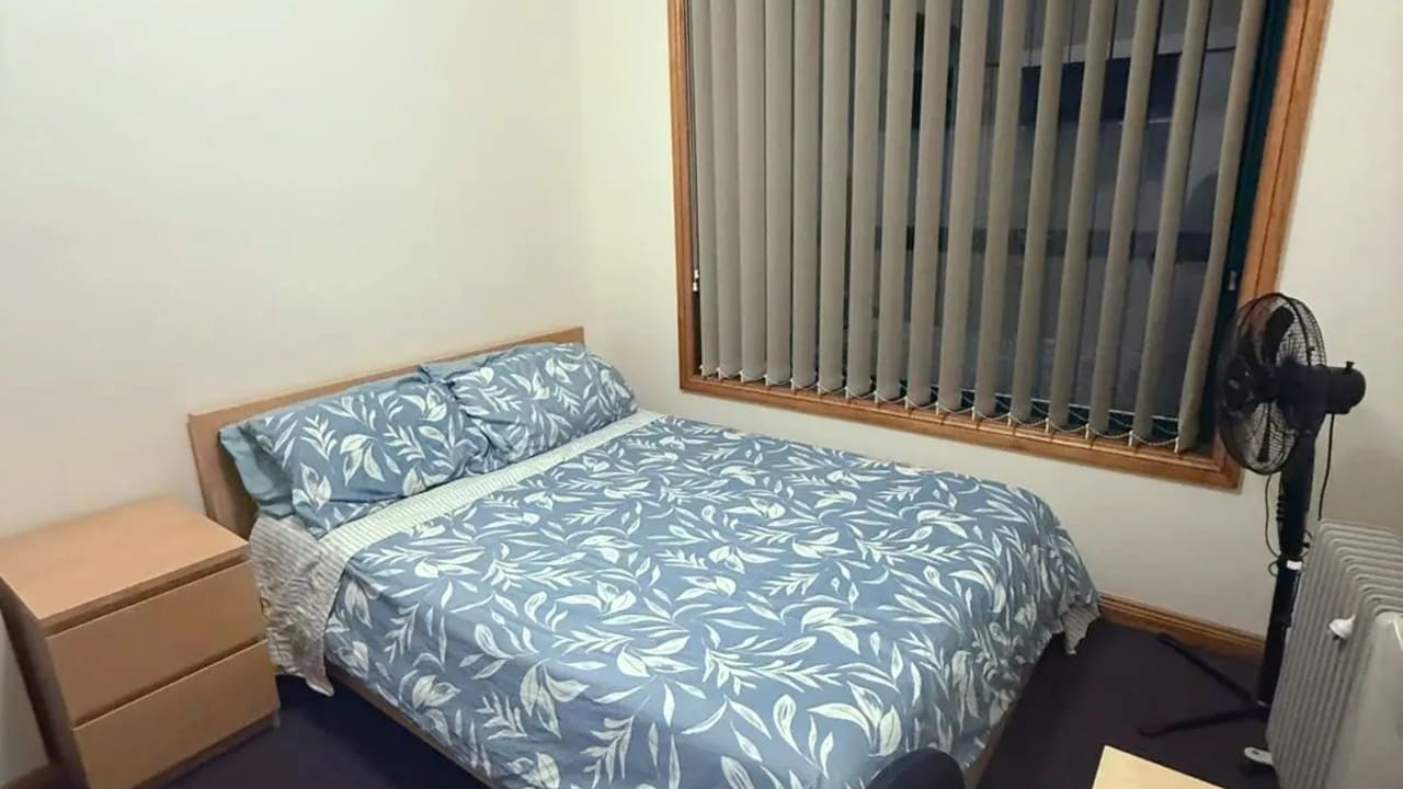 Furnished room with own bathroom