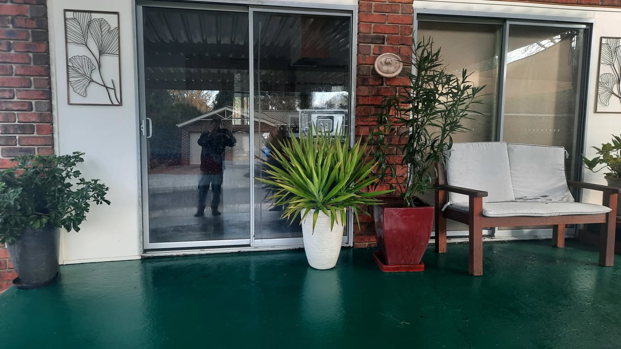 Furnished room with own bathroom