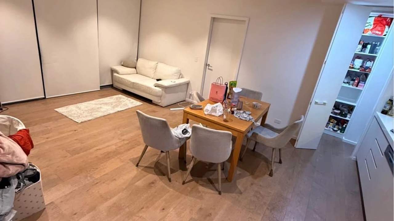 Furnished room in a flatshare