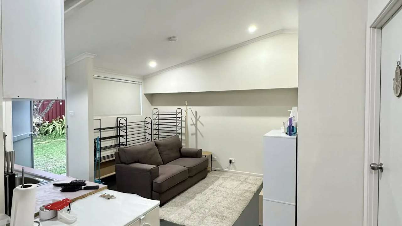 Furnished room with own bathroom