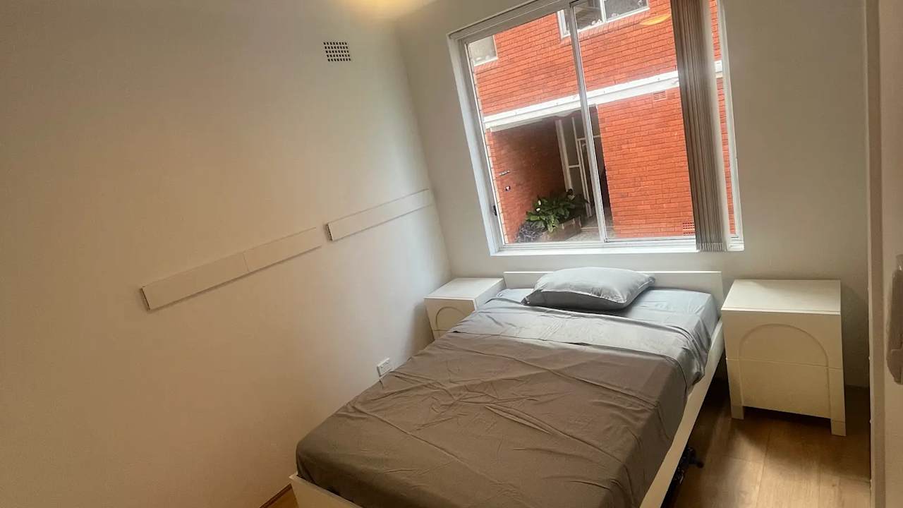 Furnished room in a share house
