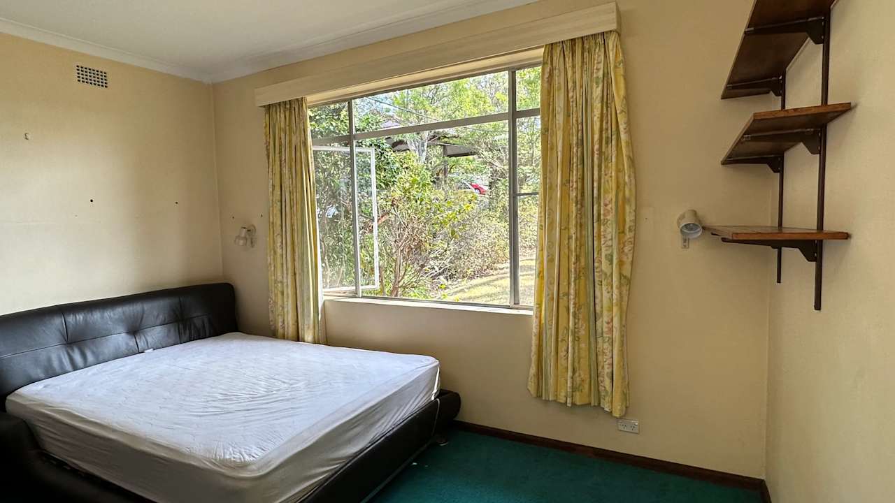 Room in a share house