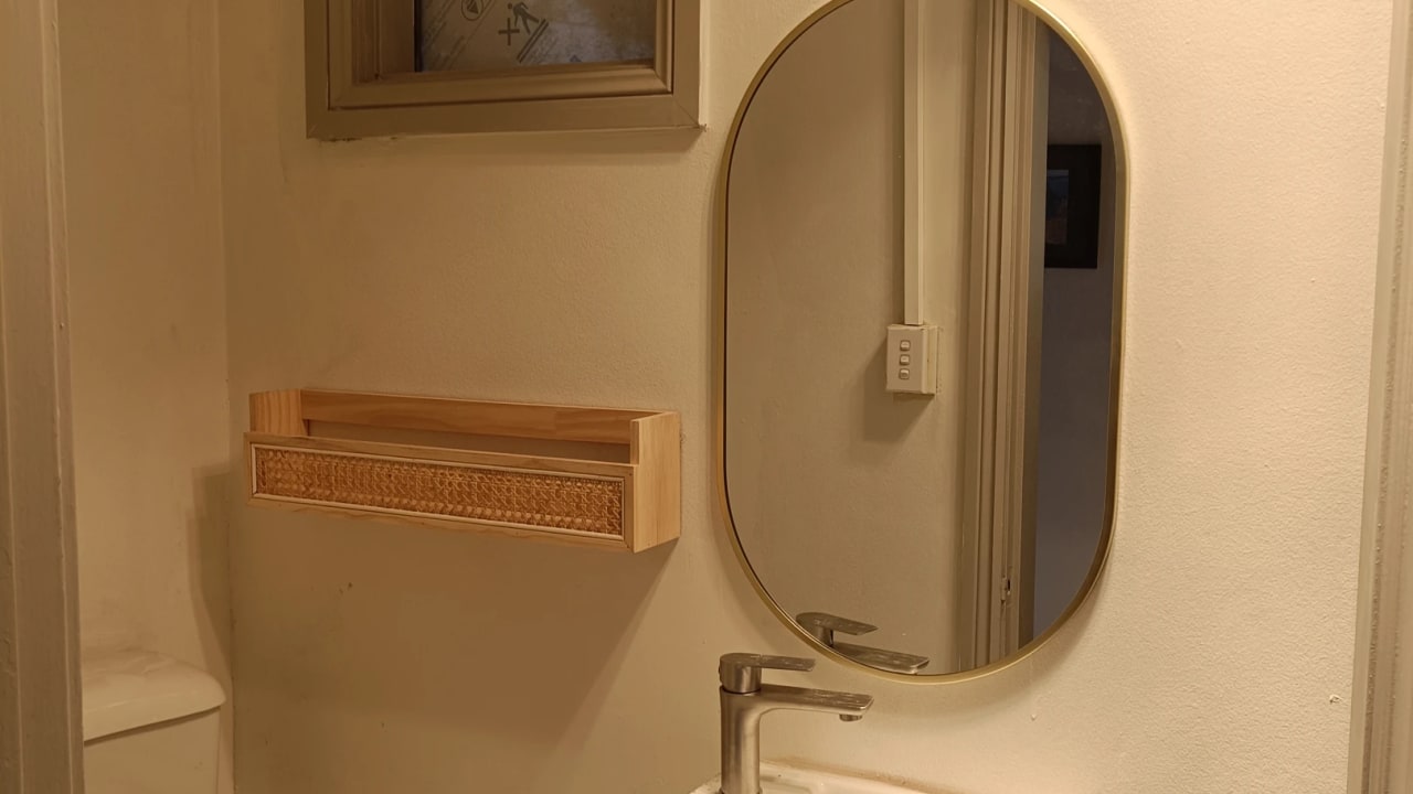 Furnished room with own bathroom