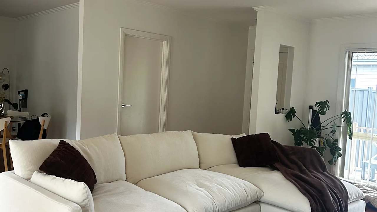 Unfurnished room in a share house