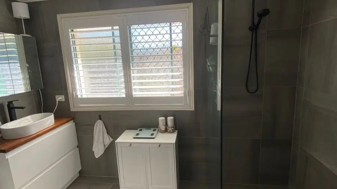 Room in a share house