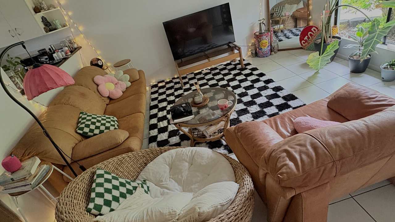 Unfurnished room in a share house