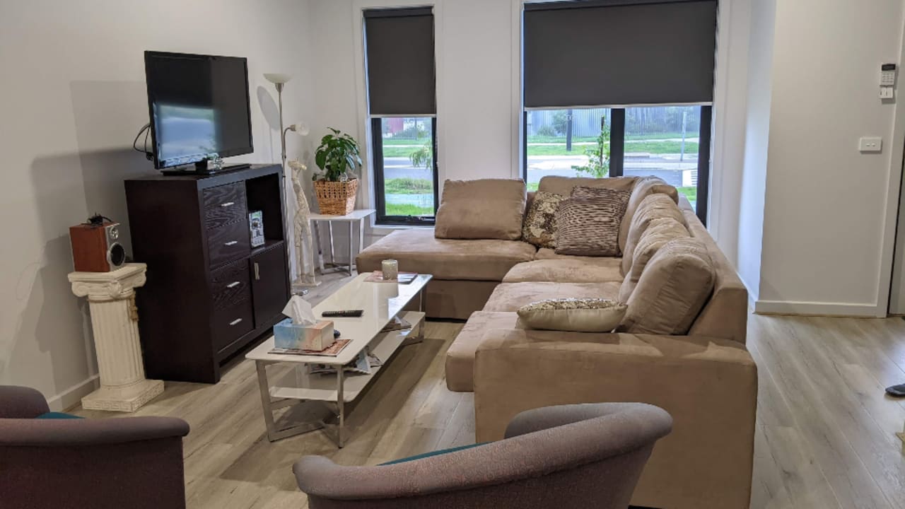 Room in a share house