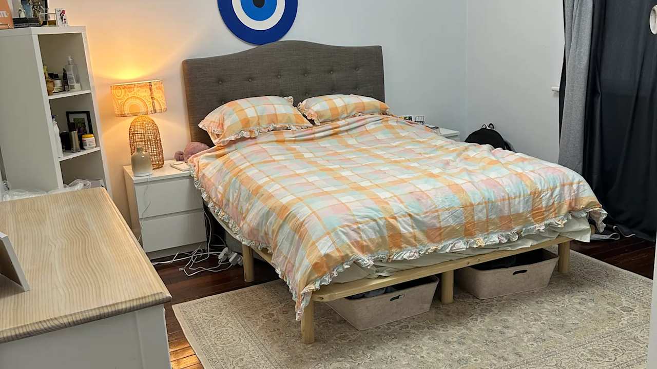 Unfurnished room in a share house