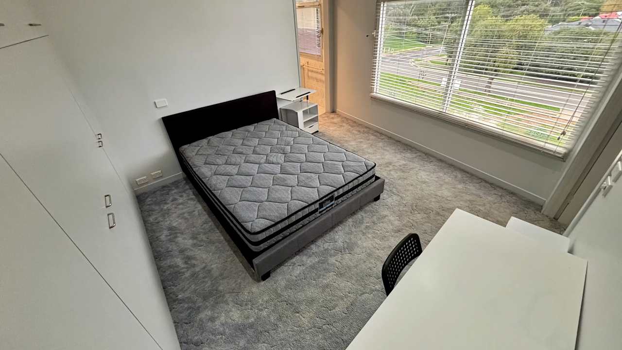 Room with ensuite in a share house
