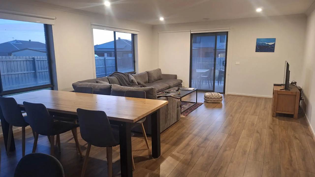 Room in a share house