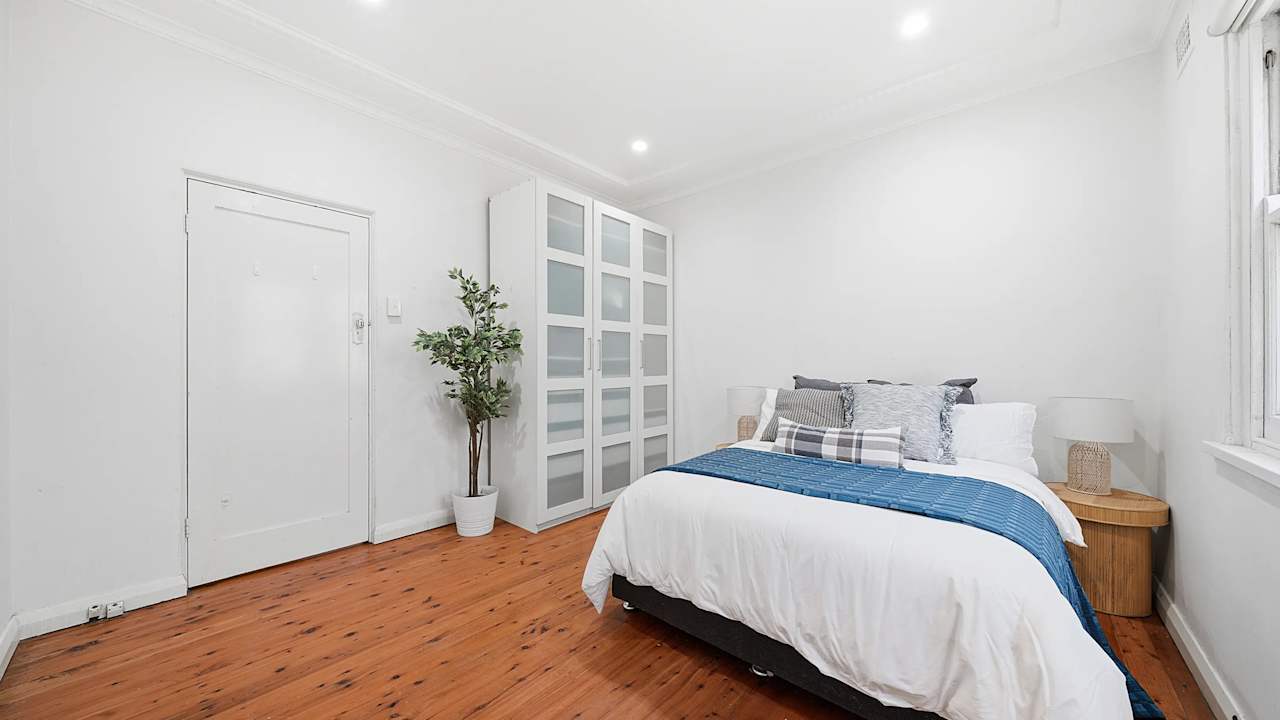 Whole property with 3 rooms for rent