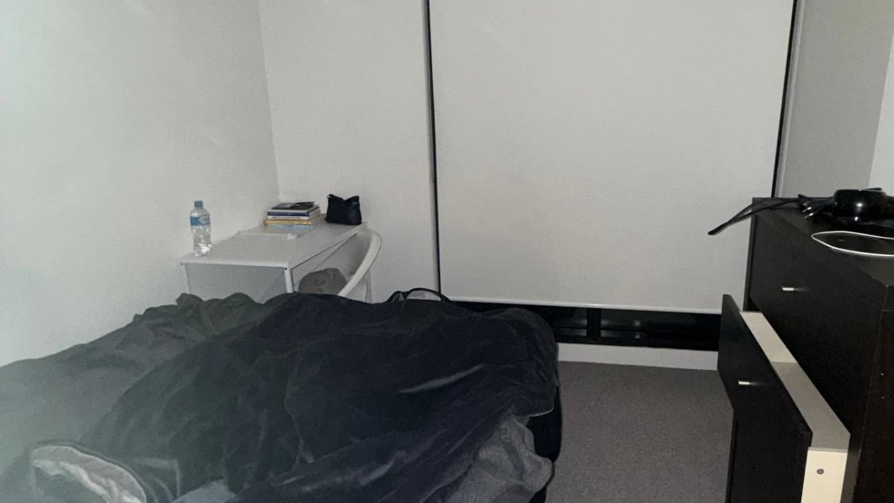 Furnished room with own bathroom