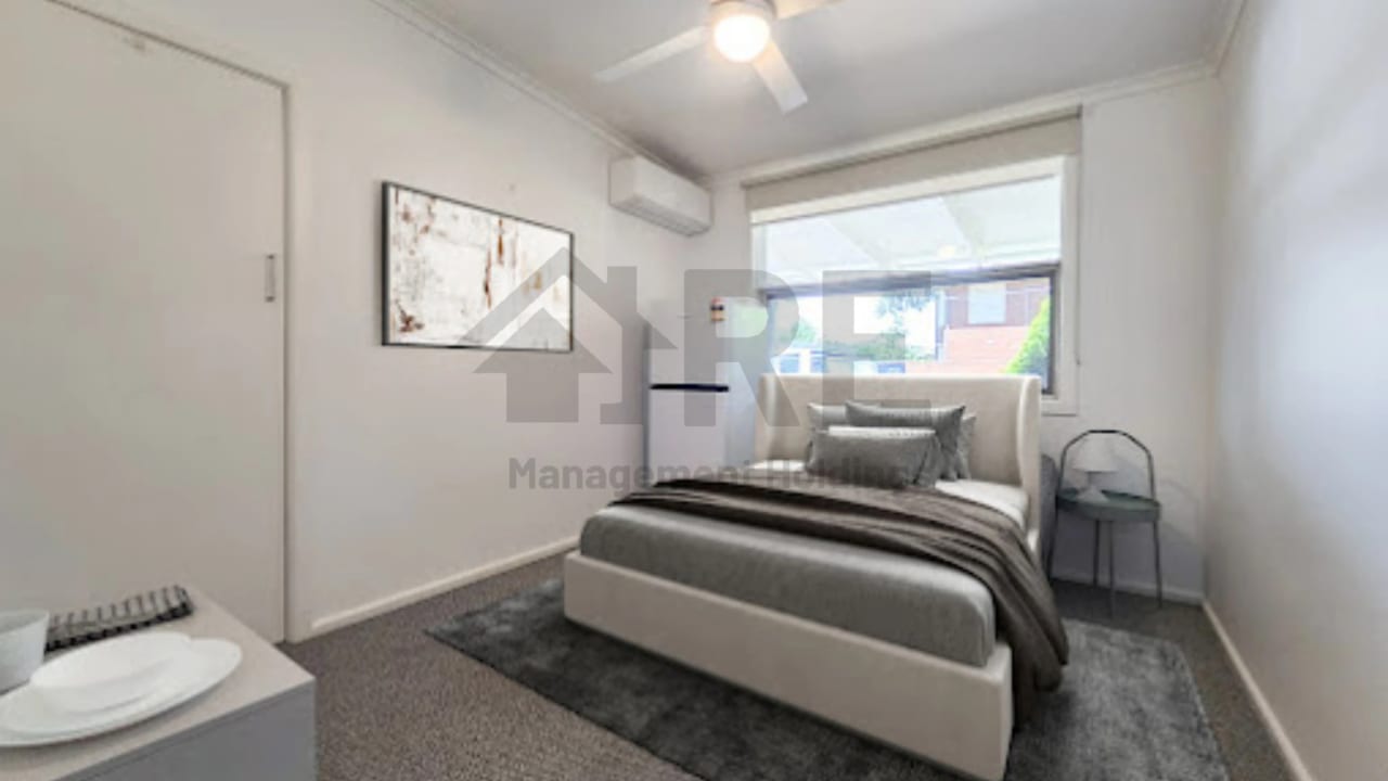 Furnished room in a share house