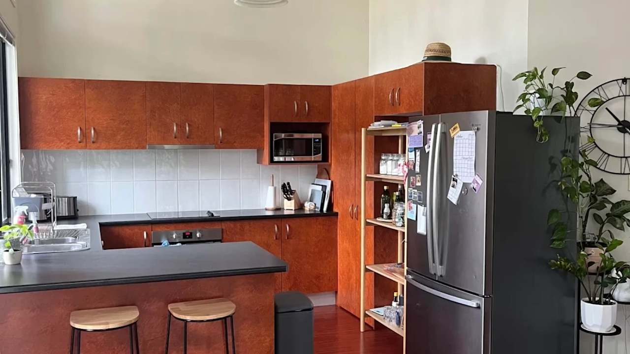 Unfurnished room in a share house