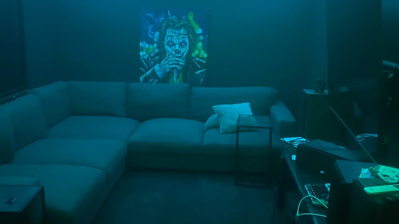 Room in a share house