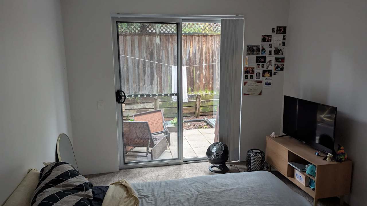 Unfurnished room with own bathroom
