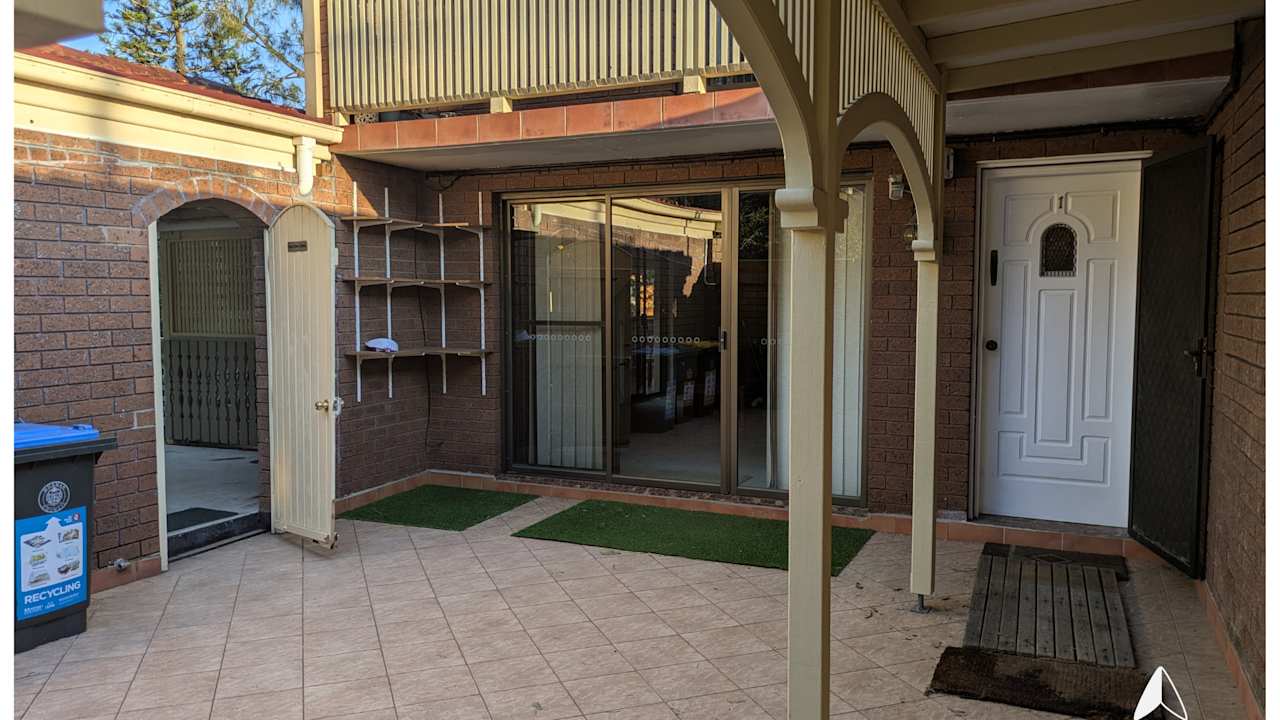 Whole property with 6 rooms for rent