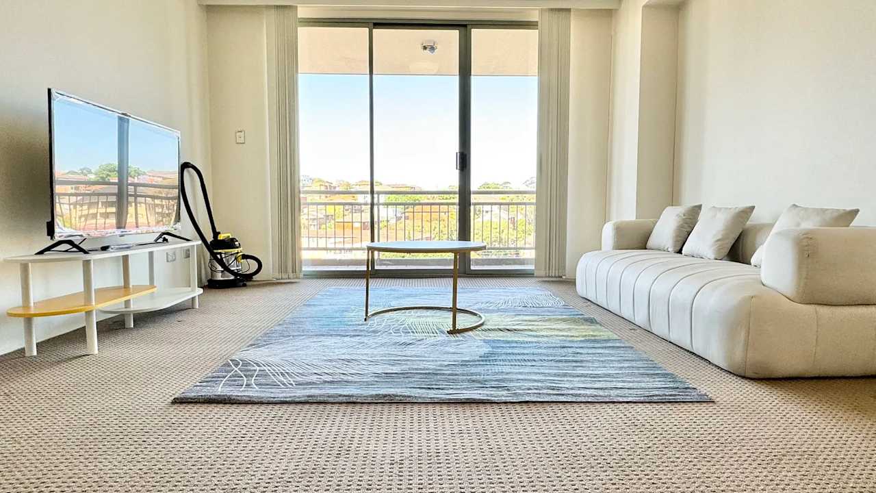 Whole property with 2 rooms for rent