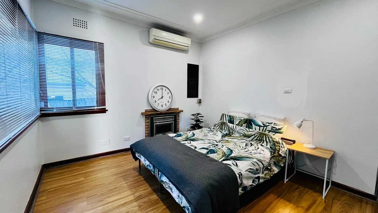 Whole property with 2 rooms for rent