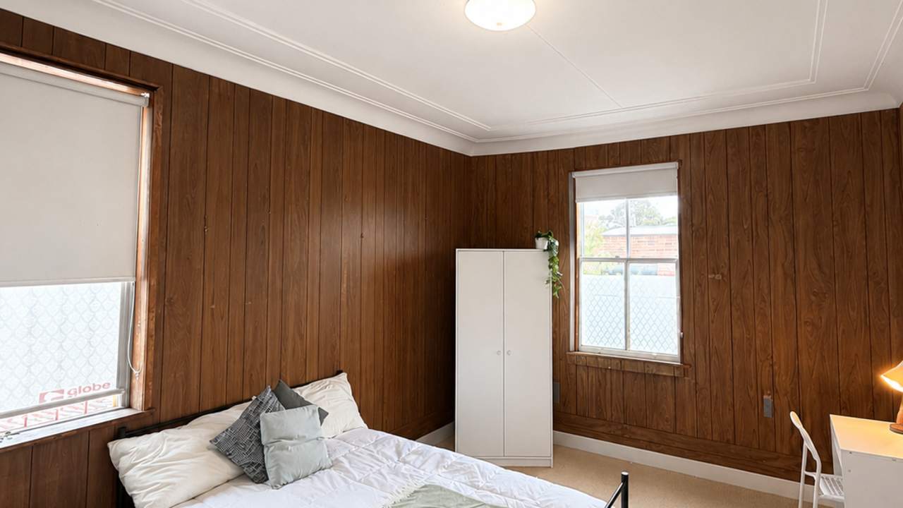 Furnished room in a share house
