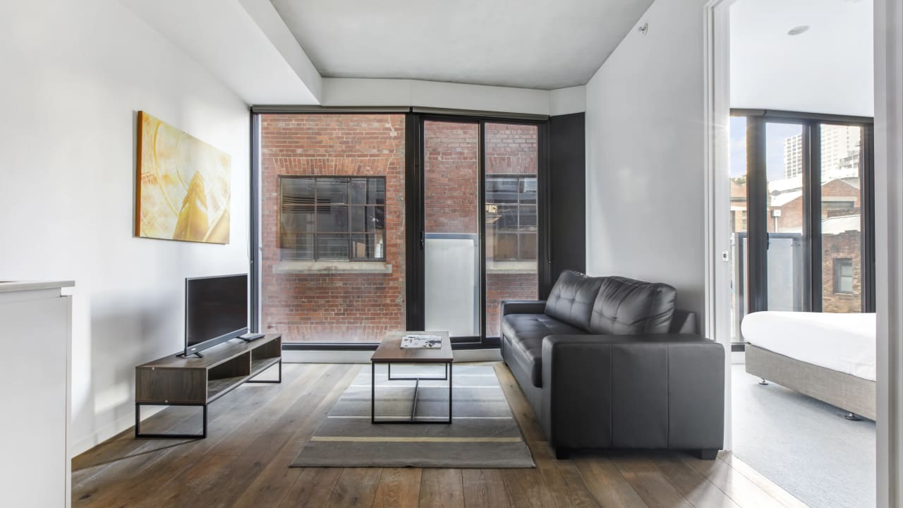Furnished room in a flatshare