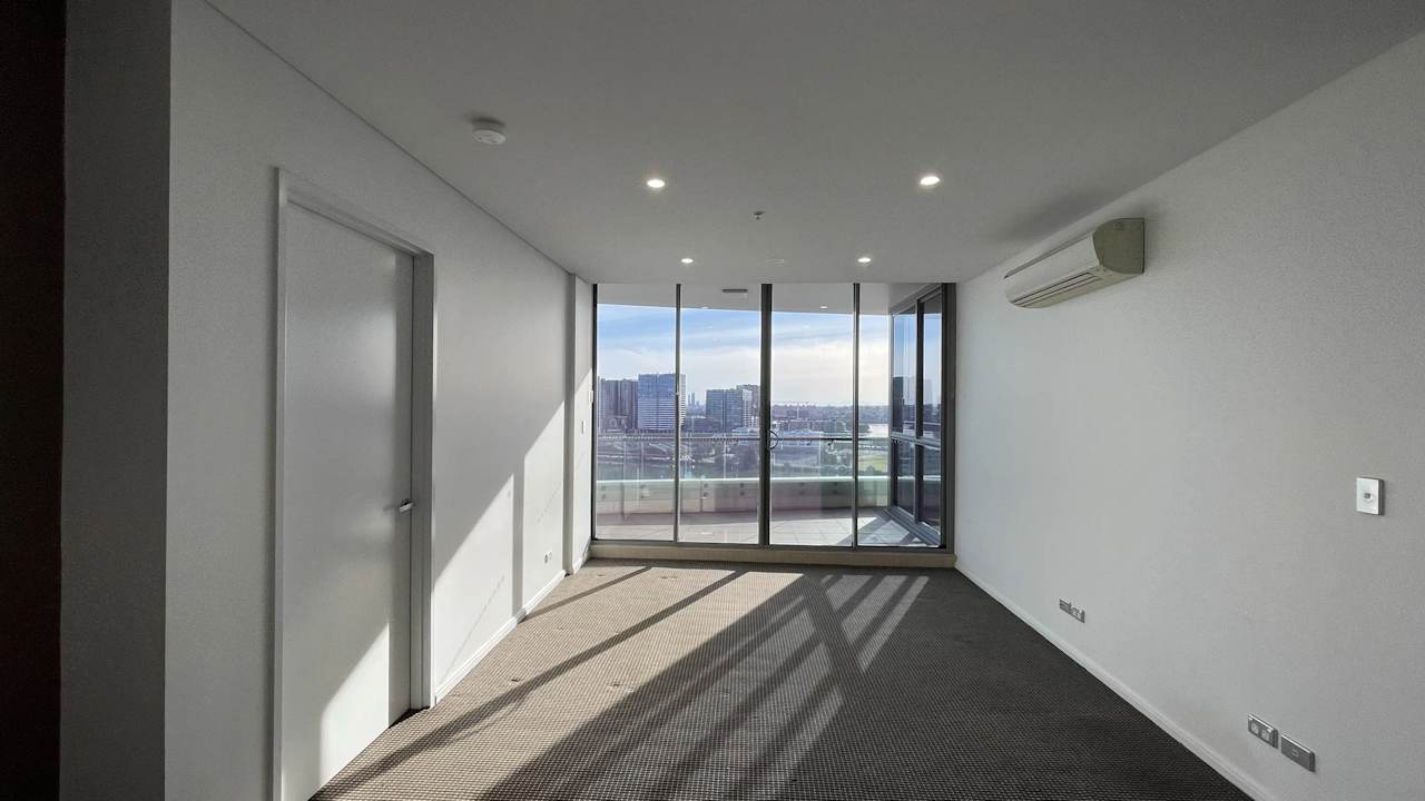 Whole property with 2 rooms for rent