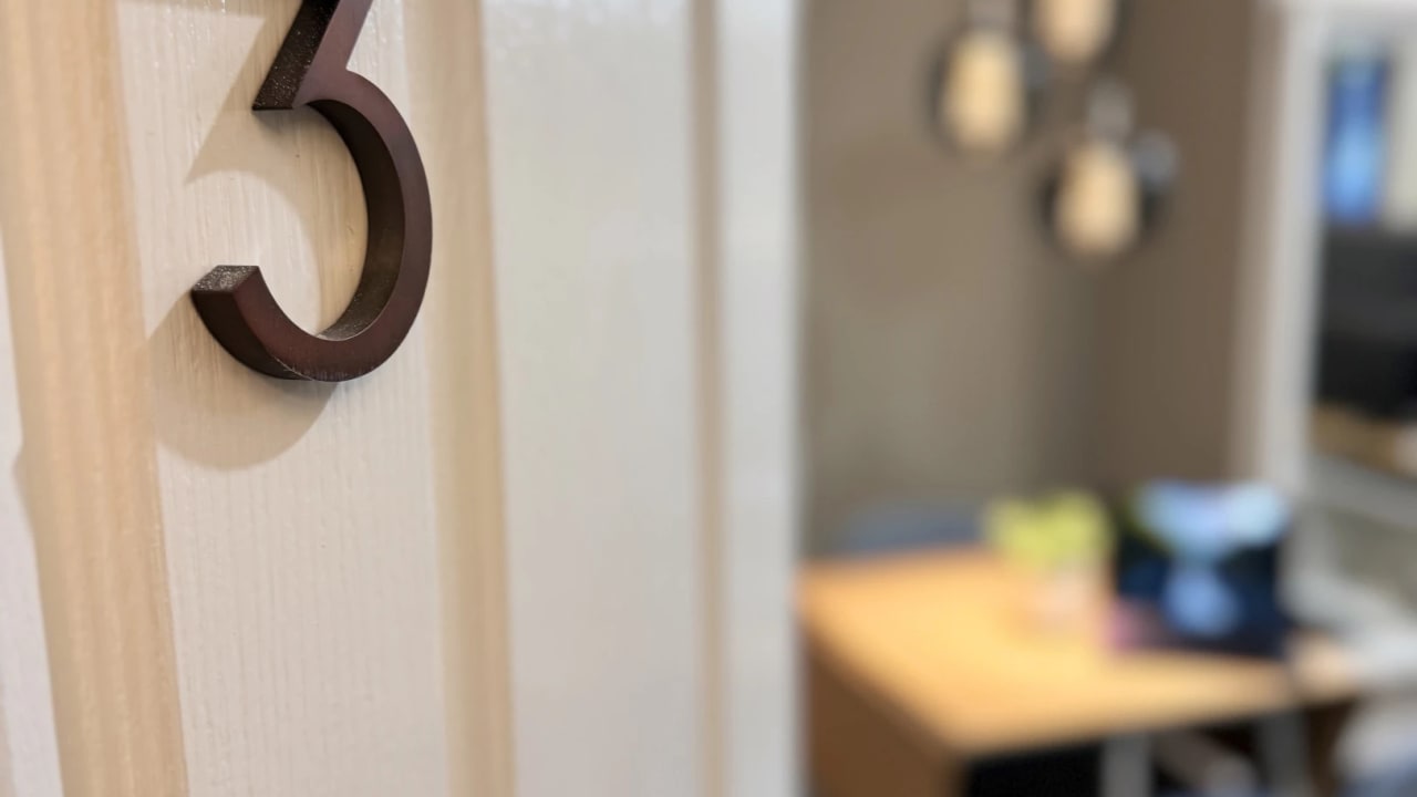 Furnished room in a share house