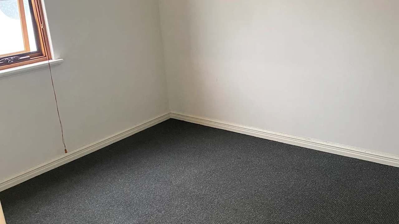 Unfurnished room in a share house