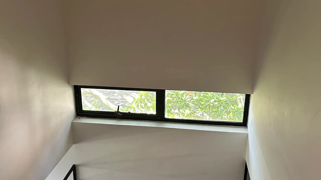 Unfurnished room in a flatshare