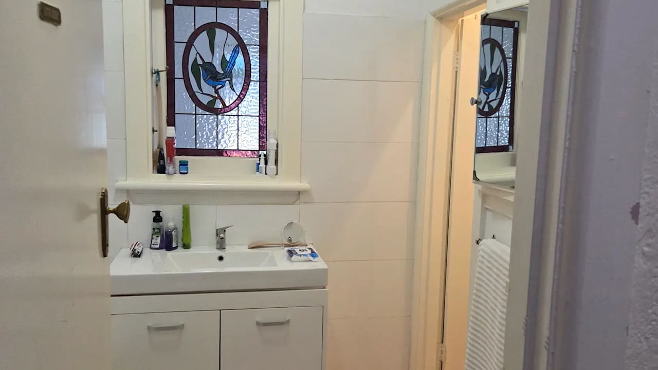 Unfurnished room with own bathroom