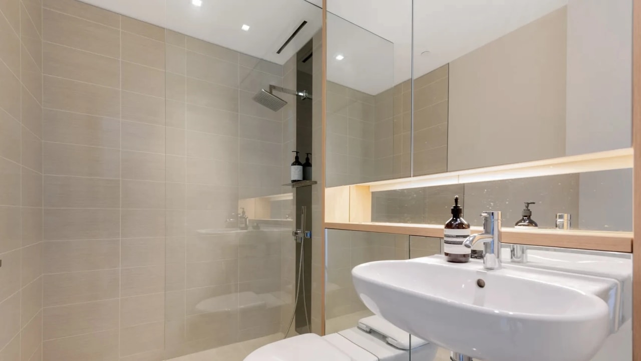 Furnished room with own bathroom